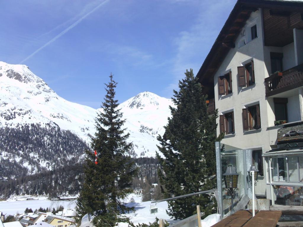 Hotel B&B Susom Surlej 실파플라나 외부 사진