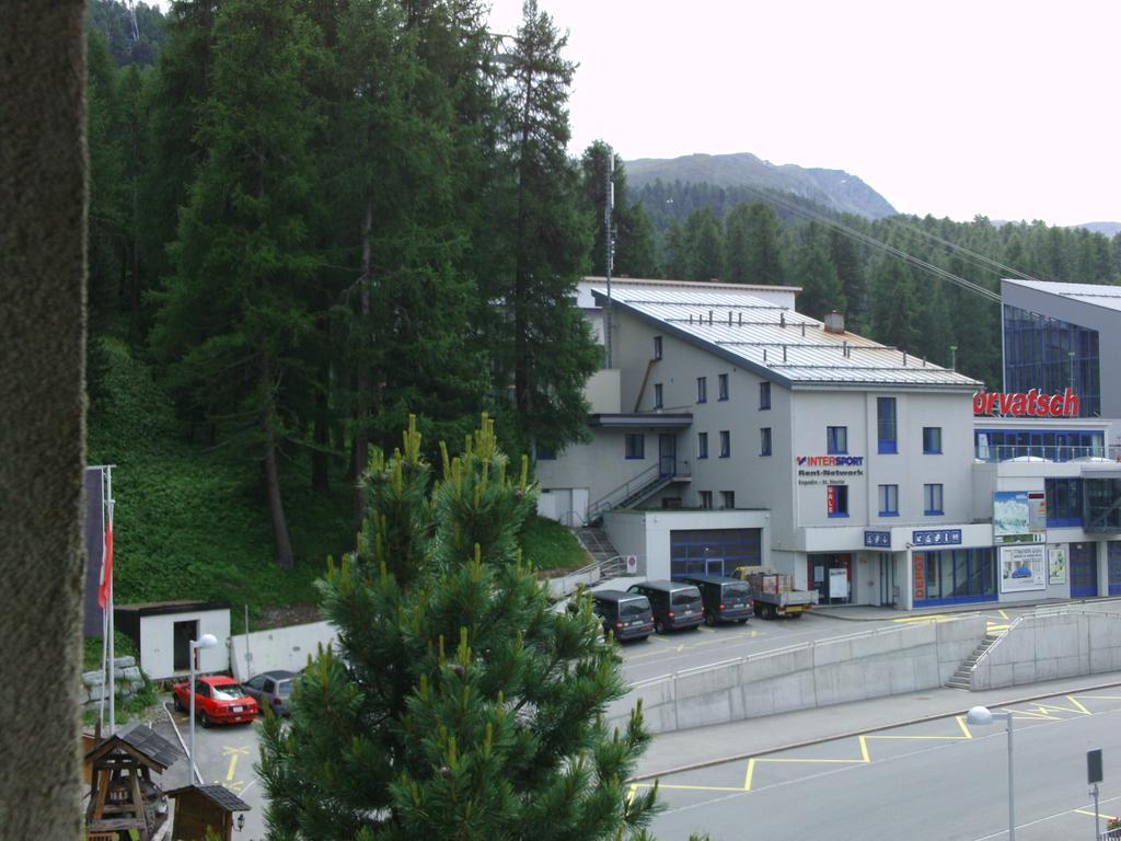 Hotel B&B Susom Surlej 실파플라나 외부 사진