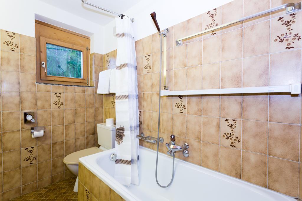 Hotel B&B Susom Surlej 실파플라나 외부 사진